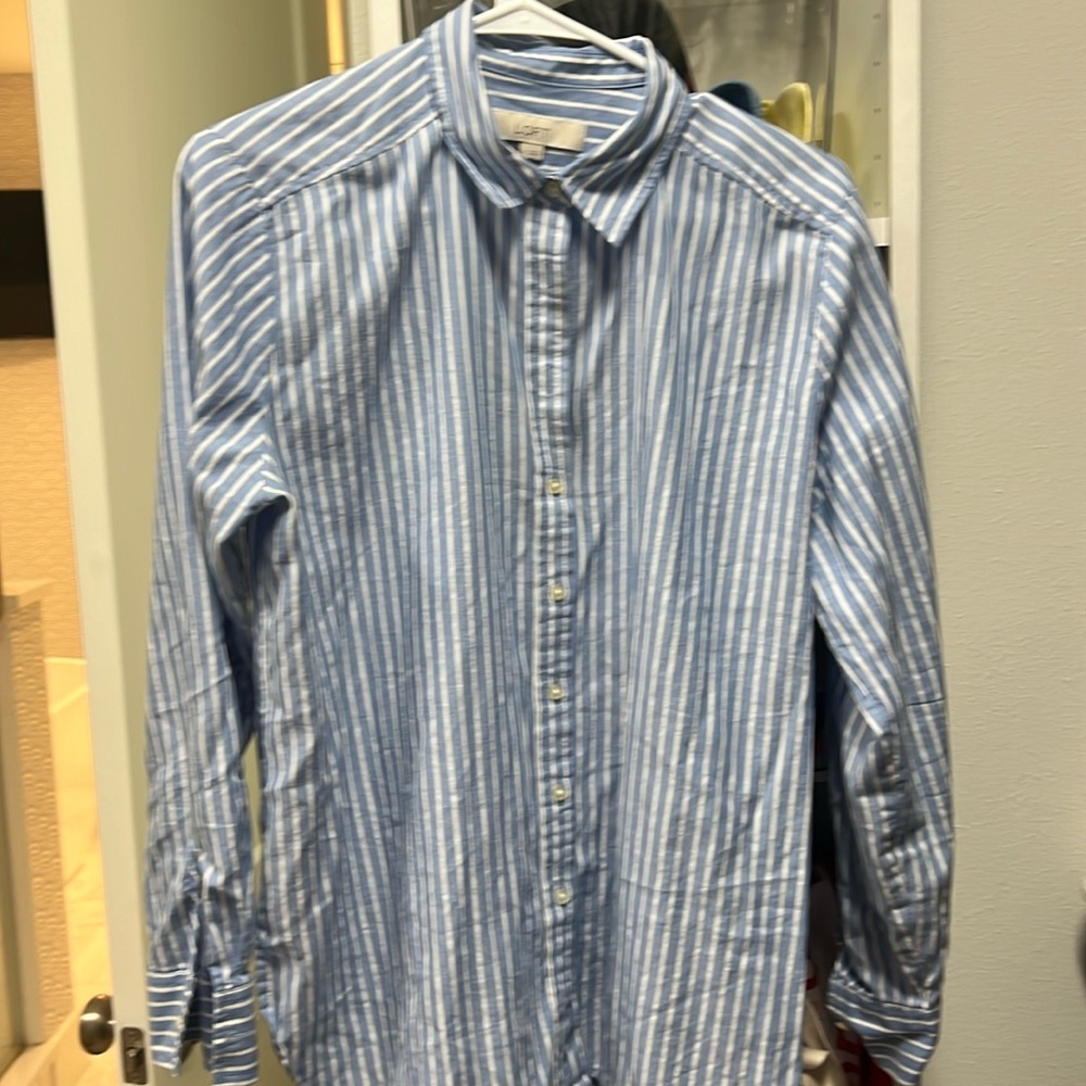 Beautiful loft blue and white stripe button down size Medium worn once